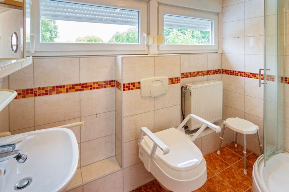 7983 Bad OG Bild I Einfamilienhaus Norden
