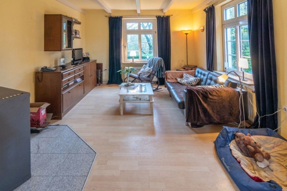 7823 Wohn-Esszimmer Bild II Doppelhaush�lfte Krummh�rn