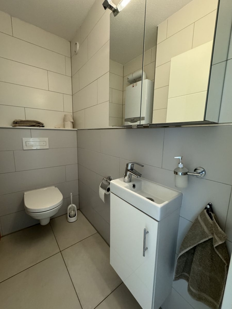 7954 Gaeste WC Etagenwohnung Norden