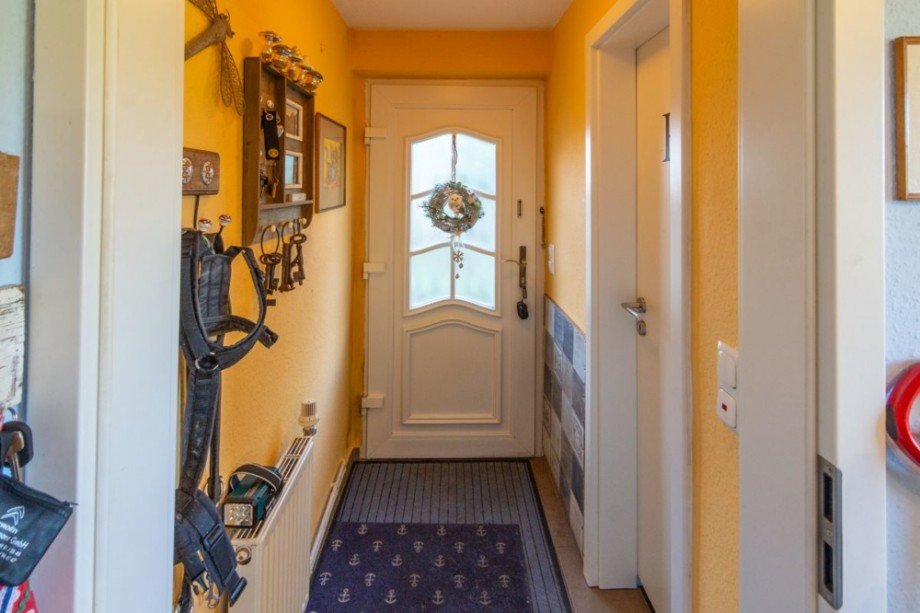 7926 Flur EG I Einfamilienhaus Halbemond