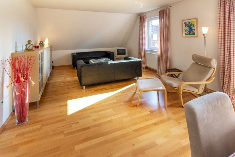 7787 Wohn- Esszimmer Bild I WE II Mehrfamilienhaus Norden