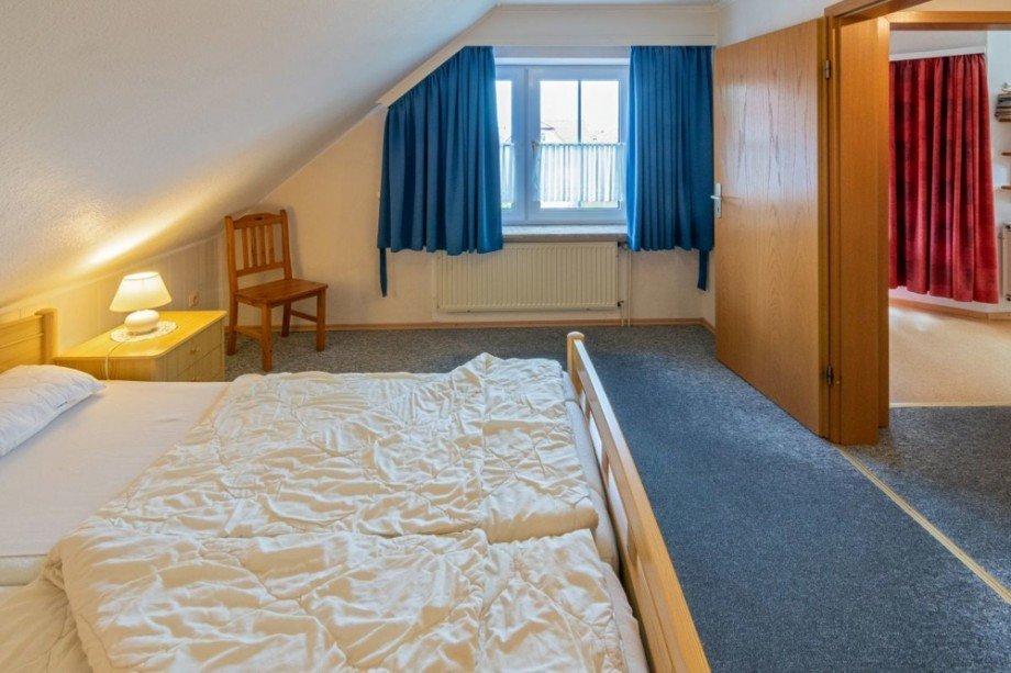 7861 Schlafzimmer I Bild III Doppelhaush�lfte Norden