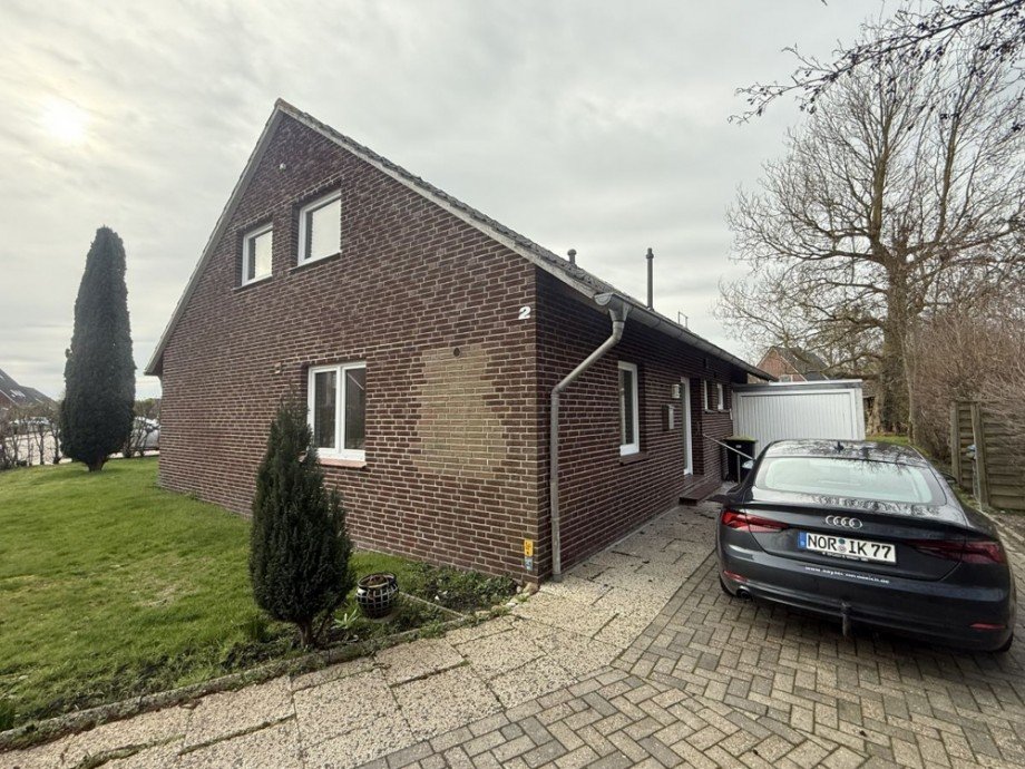 7973 Frontansicht Erdgeschosswohnung Norden