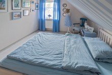7807 Schlafzimmer I Bild II Bezauberndes Einfamilienhaus in Eversmeer mit traumhaft sch�n angelegtem Grundst�ck!