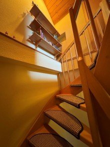 7868 Zugang zum Dachgeschoss Gelungen aufgeteiltes Reihenendhaus in hervorragender Wohnlage zwischen Norden und Norddeich!