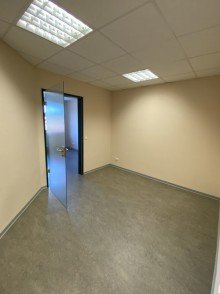 7924 Flur Teil II Nachfolger f�r moderne Praxisr�umlichkeiten im Medicenter Norden gesucht!