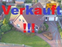 verkauft 7948 Titelbild kl m. Ortsschild RESERVIERT! Ger�umiges Einfamilienhaus mit gro�em Grundst�ck und viel Potenzial in Norden!