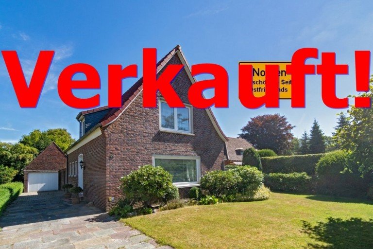 7811 Titelbild mit Ortsschild verkauft Norden Einfamilienhaus Liebevoll gepflegtes Einfamilienhaus mit Garage und vielen M�glichkeiten in Norden OT Neustadt!