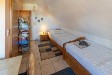 7868 Schlafzimmer II Bild II Gelungen aufgeteiltes Reihenendhaus in hervorragender Wohnlage zwischen Norden und Norddeich!