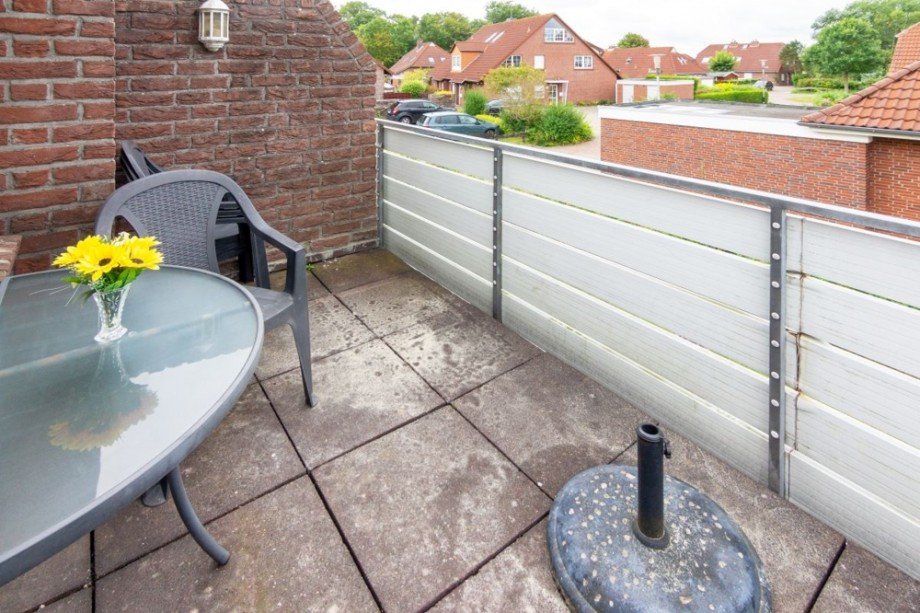7962 Balkon Bild I Etagenwohnung Norden