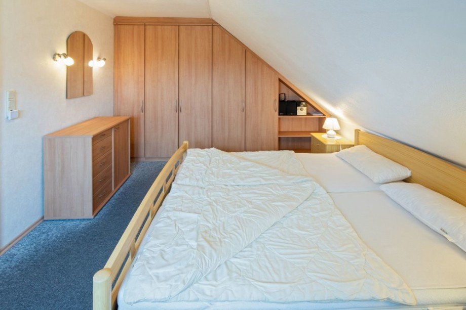 7861 Schlafzimmer I Bild II Doppelhaush�lfte Norden