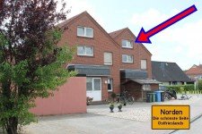 Hauptbild Singles aufgepasst! Helle Dachgeschosswohnung in ruhiger Lage!
