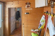 7801 Zwischenflur Unkonventionell geschnittene, real-geteilte Doppelhaush�lfte mit kleinem Bedarf in Norden!