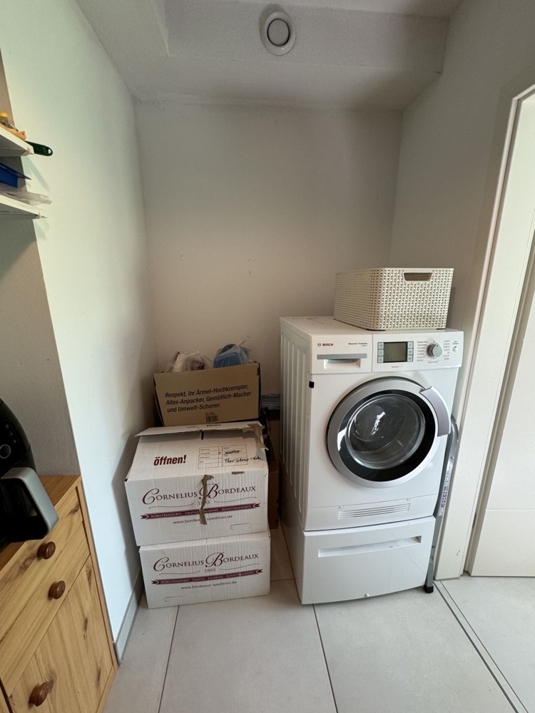 7954 sep. Hauswirtschaftsraum Etagenwohnung Norden
