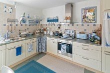 7807 Kueche Bild I Bezauberndes Einfamilienhaus in Eversmeer mit traumhaft sch�n angelegtem Grundst�ck!