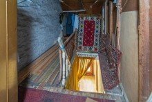 7801 Treppenhaus Bild II Unkonventionell geschnittene, real-geteilte Doppelhaush�lfte mit kleinem Bedarf in Norden!