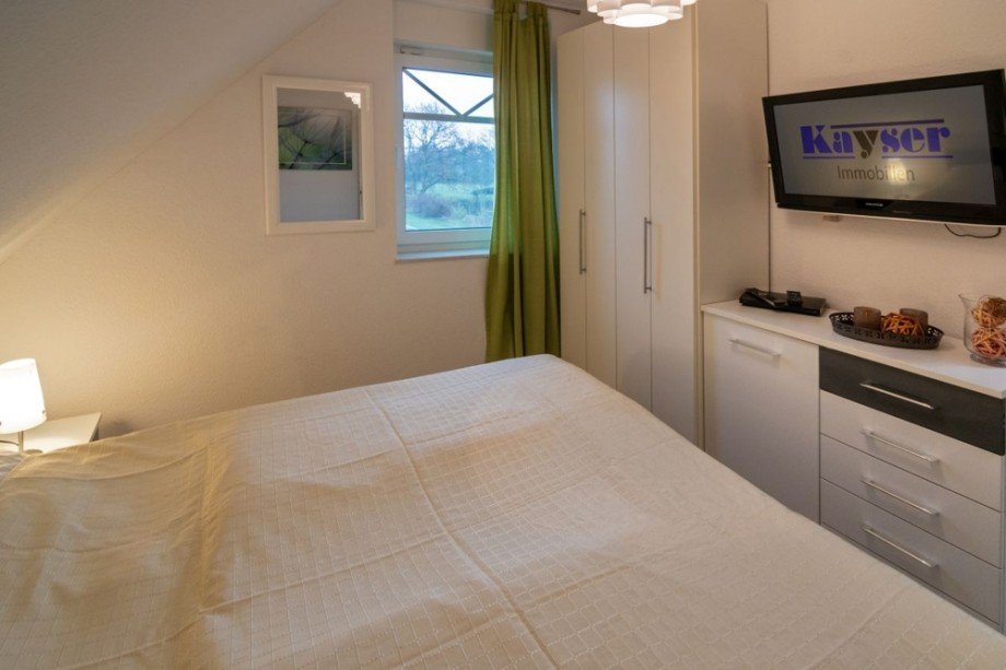 7998 Schlafzimmer Bild II Etagenwohnung Norden