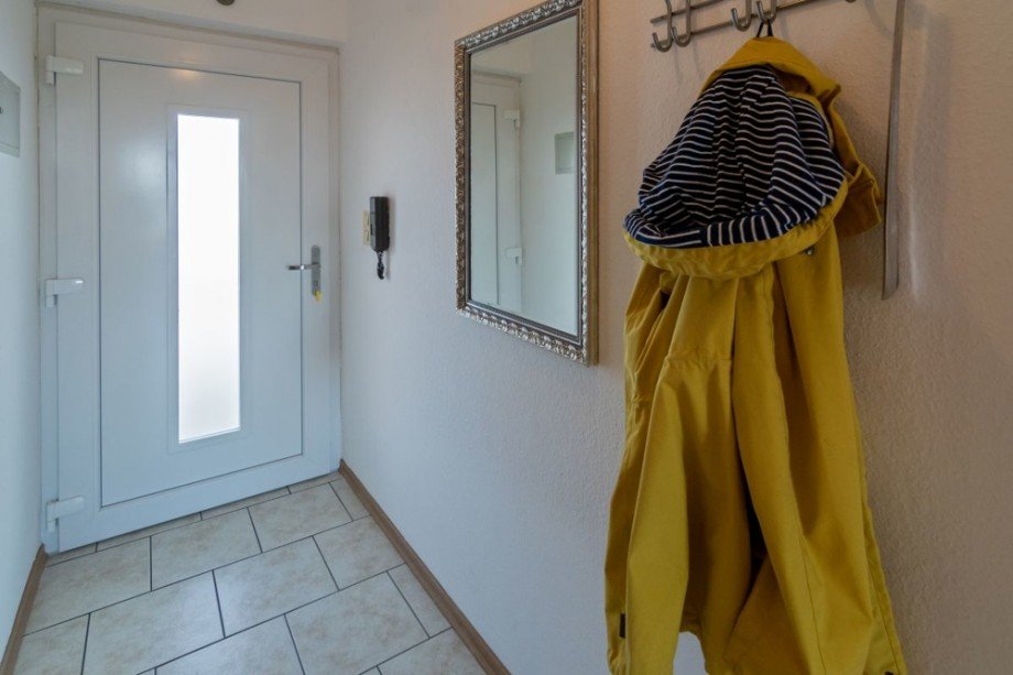 7831 Wohnungseingangsbereich Dachgeschosswohnung Norden