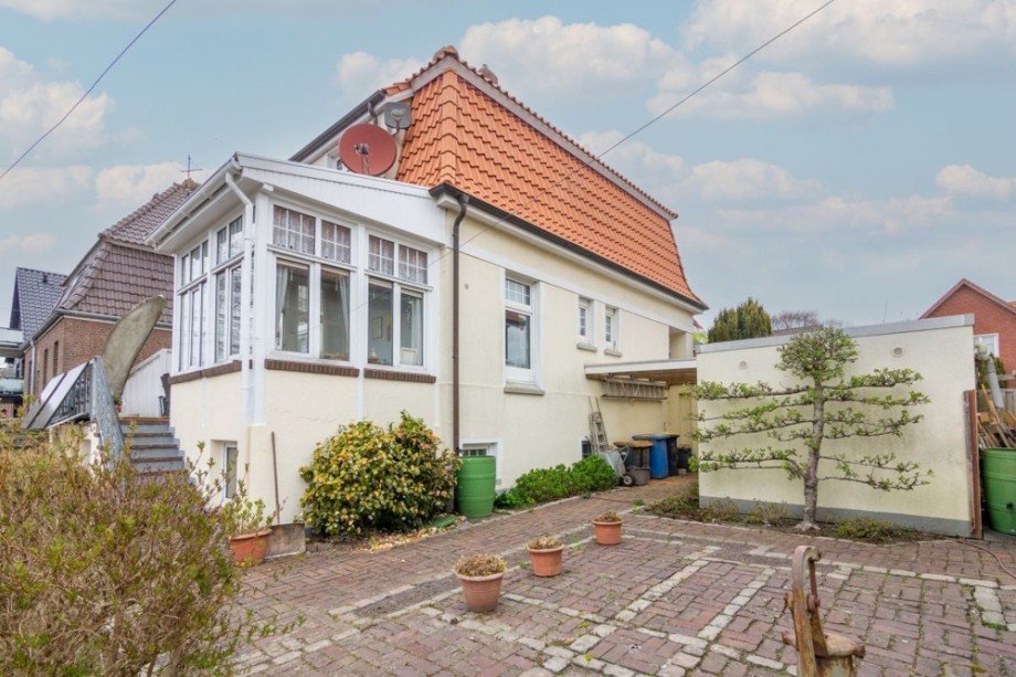 7938 Ansicht vom Garten Bild II Villa Norden