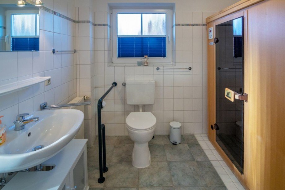 7770 WC bzw. Bad mit Infrarotsauna Reihenendhaus Norden