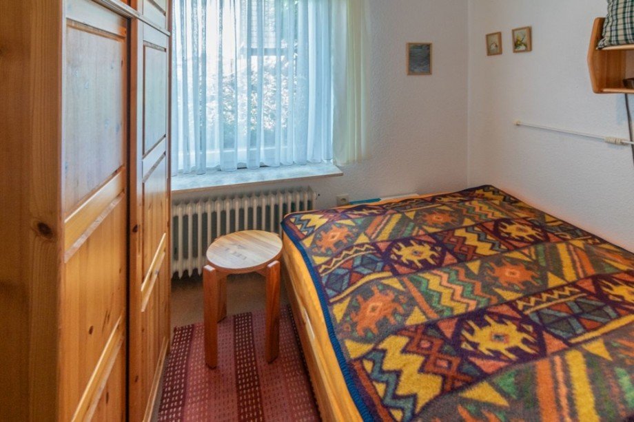 7855 Schlafzimmer II Reihenmittelhaus Norden