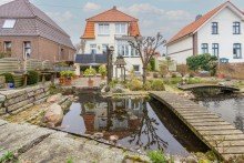 7938 Ansicht vom Garten Bild III Vornehme Jugenstilvilla als Mansardendachbau mit gelungener Aufteilung in zentraler Lage von Norden