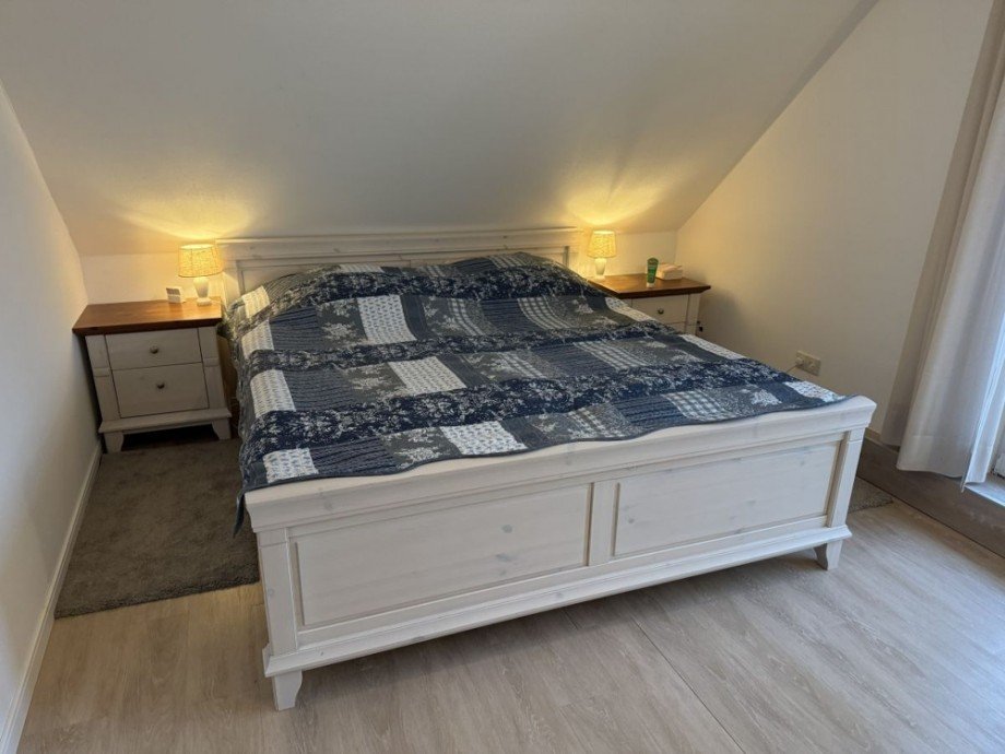 7965 Schlafzimmer Bild I Etagenwohnung Norden