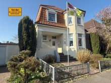 7938 Titelbild Vornehme Jugenstilvilla als Mansardendachbau mit gelungener Aufteilung in zentraler Lage von Norden