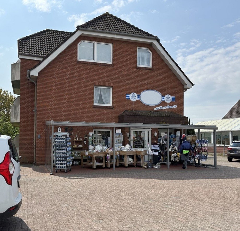 7848 Stra�enansicht Dachgeschosswohnung Norden