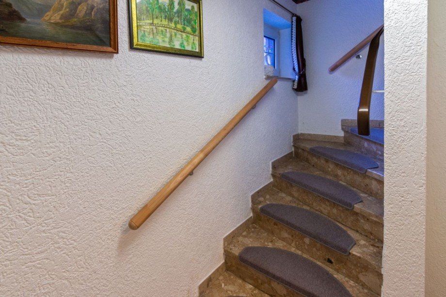 7947 Treppenaufgang Bild I Einfamilienhaus Norden