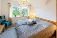 7848 Schlafzimmer Bild I Nur etwa 550 Meter bis zum Nordseedeich! Sch�n aufgeteilte Ferienwohnung in Best-Lage von Norddeich!
