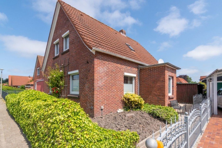 7849 Stra�enansicht Bild I Einfamilienhaus Norden