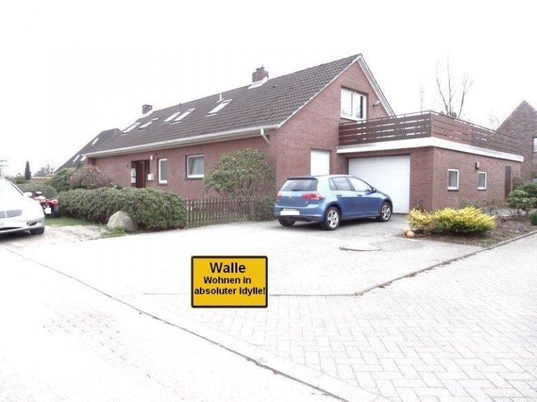 7980 Titelbild m. Ortsschild Aurich Dachgeschosswohnung Niedliche Einraumwohnung f�r Singles im Dachgeschoss!