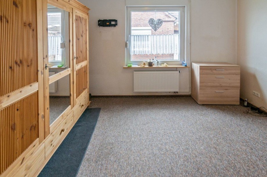 7846 Schlafzimmer EG Doppelhaush�lfte Norden