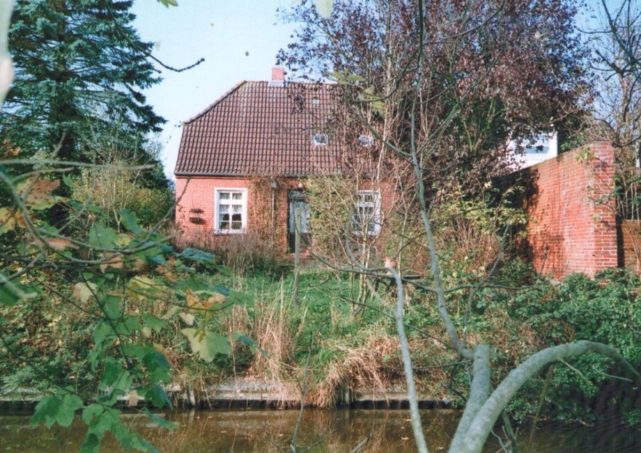 7823 Gartenansicht Doppelhaush�lfte Krummh�rn