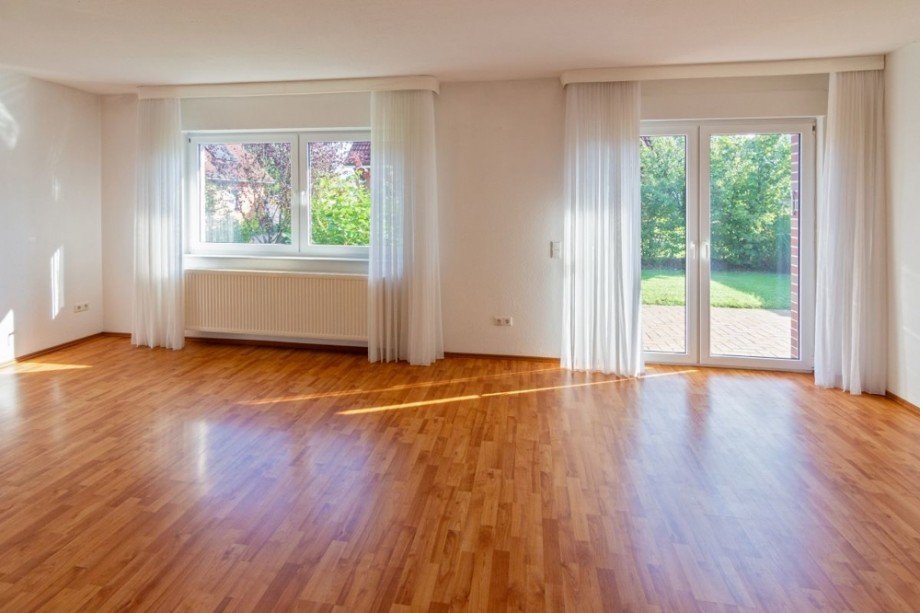 7787 Wohnzimmer Bild II WE I Mehrfamilienhaus Norden