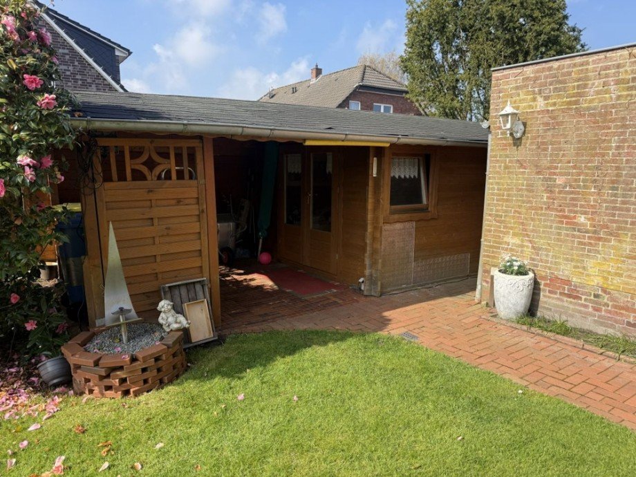 7971 Gartenhaeuschen Einfamilienhaus Norden