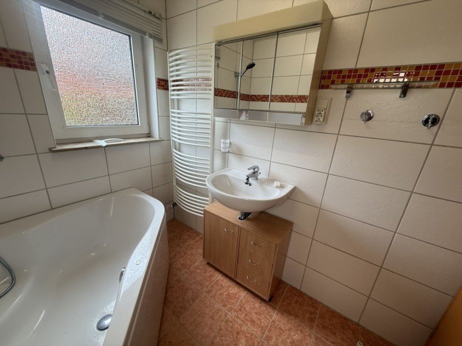 7983 Bad EG Bild II Einfamilienhaus Norden