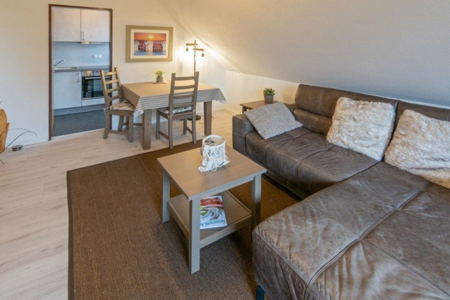 7848 Wohn- Essbereich Bild II Dachgeschosswohnung Norden