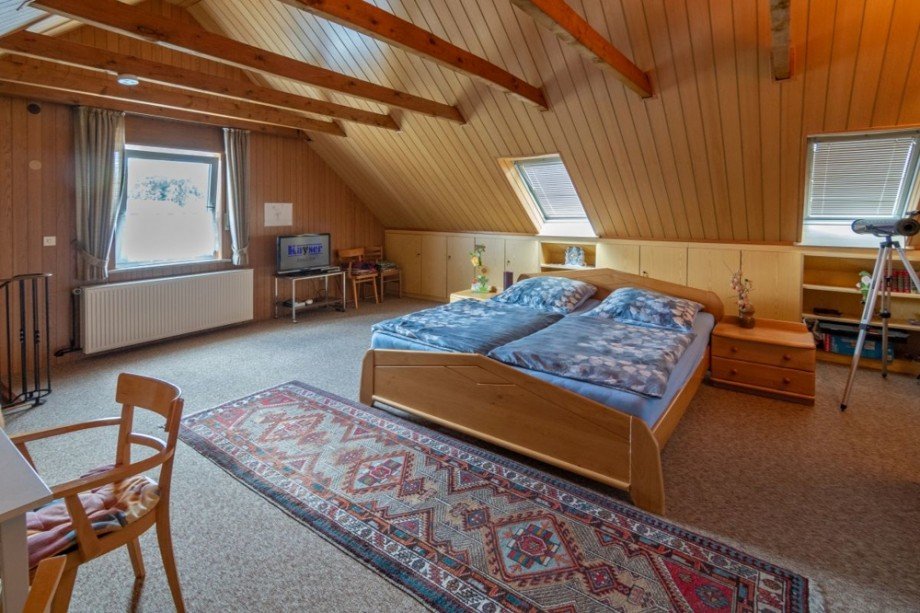 7856 Schlafzimmer I Bild I Doppelhaush�lfte Berumbur