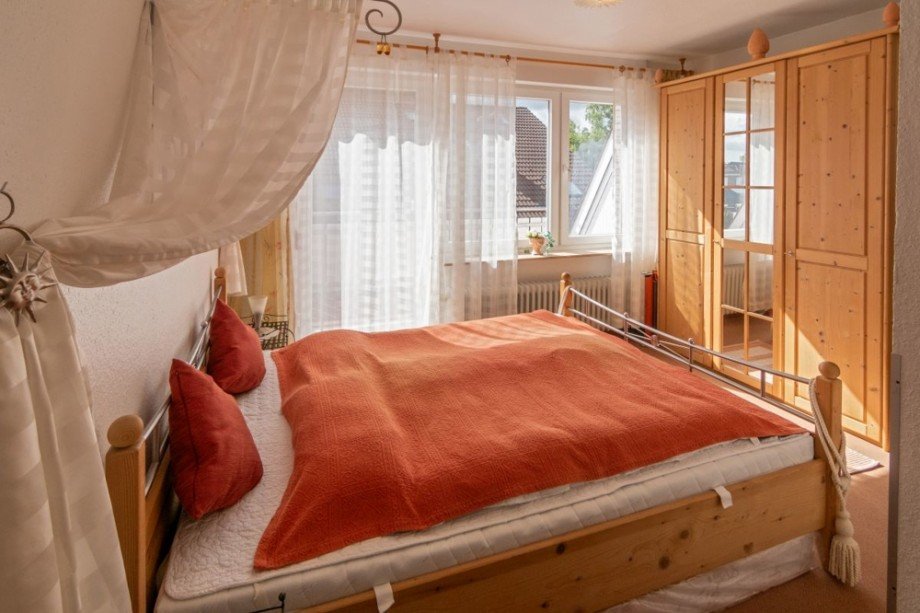 7855 Schlafzimmer I Bild IV Reihenmittelhaus Norden