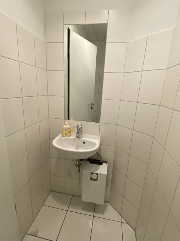 7924 WC Bild II Praxis Norden
