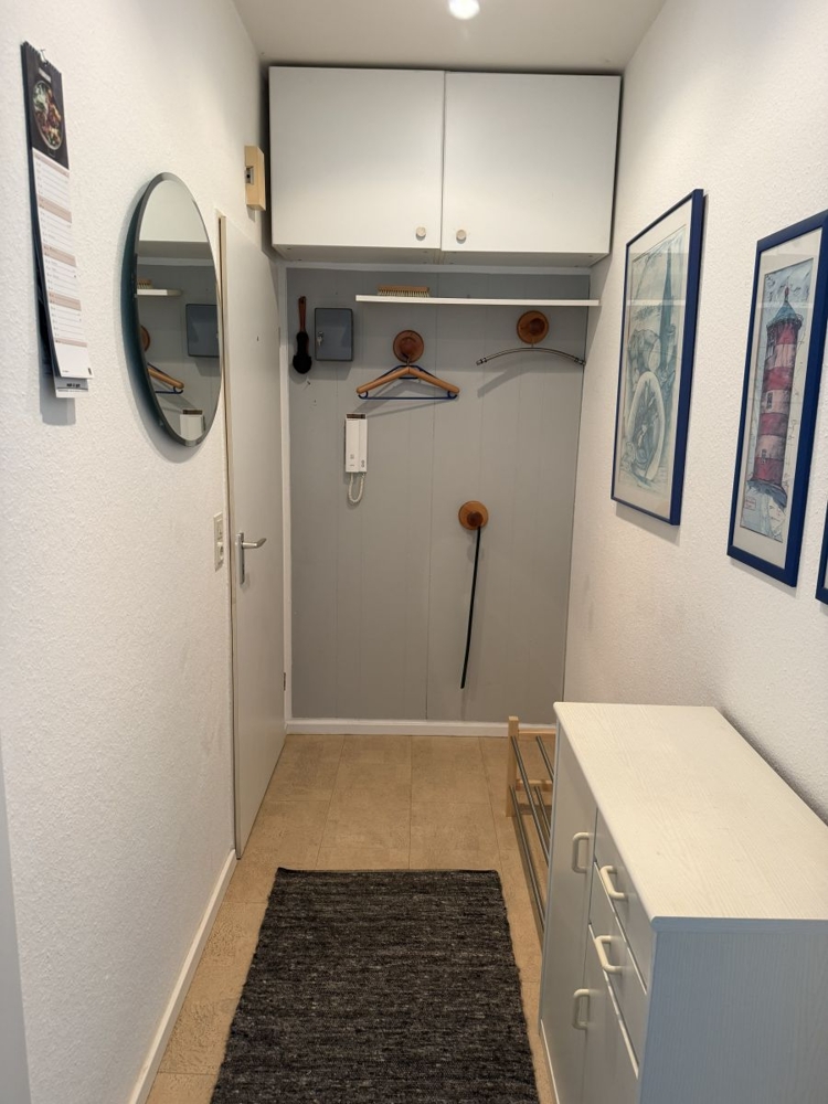 7979 Gaderobe Etagenwohnung Norden