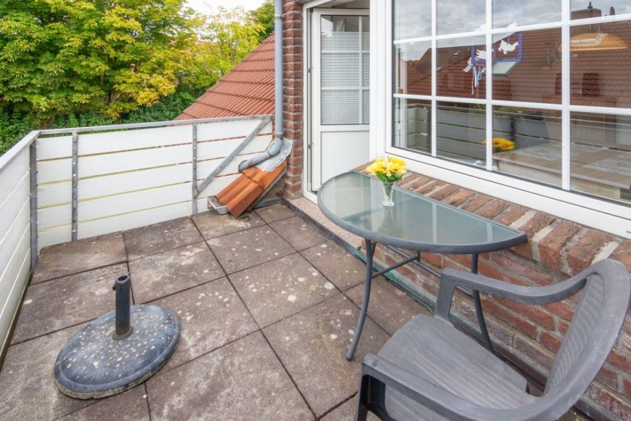 7962 Balkon Bild II Etagenwohnung Norden