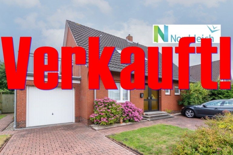 7860 Titelbild mit Ortsschild verkauft Norden-Norddeich Einfamilienhaus Gepflegtes Wohnhaus mit zwei Einliegerwohnungen in Bestlage von Norddeich in Laufweite zur Nordsee!