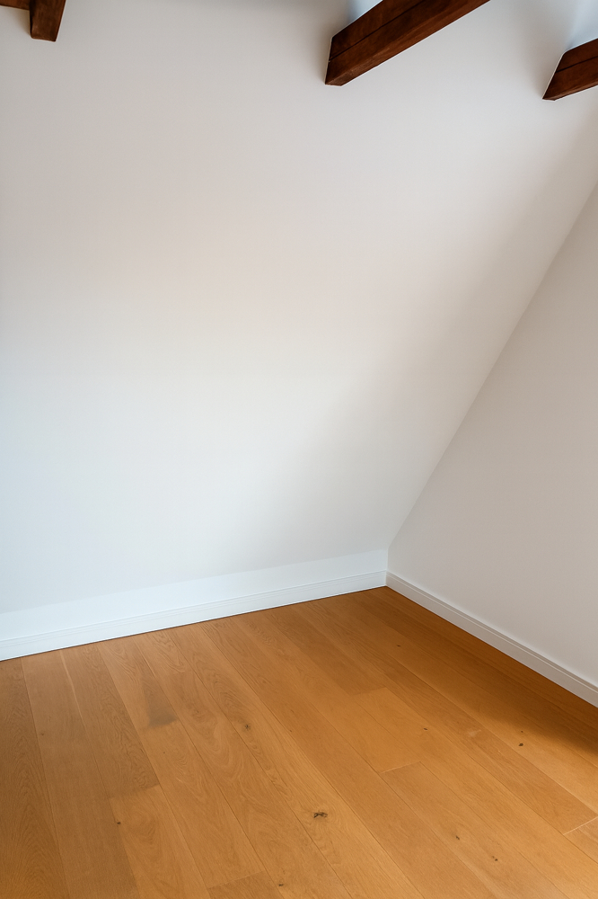 7955 Flur Bild I Dachgeschosswohnung Norden