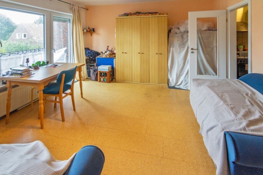 7989 Wohn- Esszimmer Bild I Etagenwohnung Norden