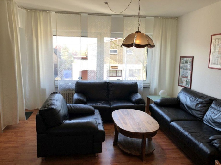 7942 Wohn- Esszimmer Bild I Etagenwohnung Norden
