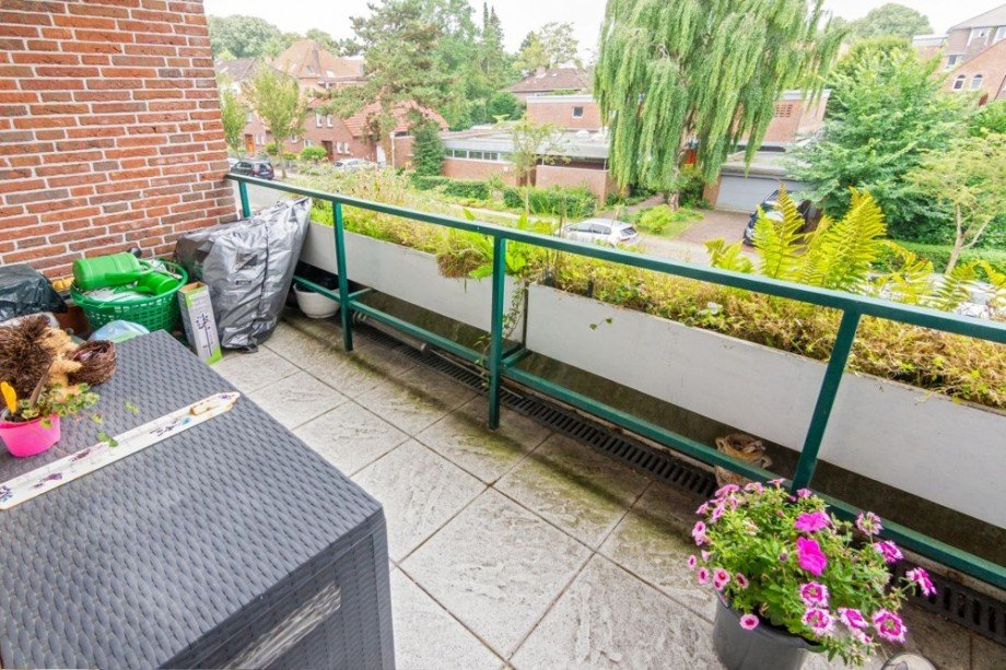 7989 Balkon Bild I Etagenwohnung Norden