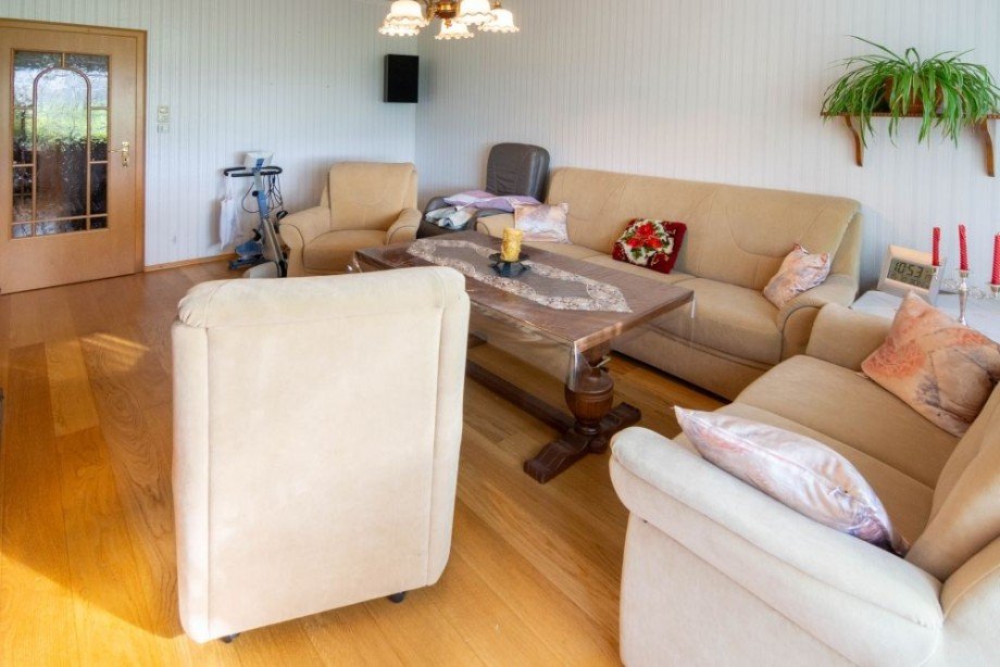70002 Stube Bild II Einfamilienhaus Gro�efehn